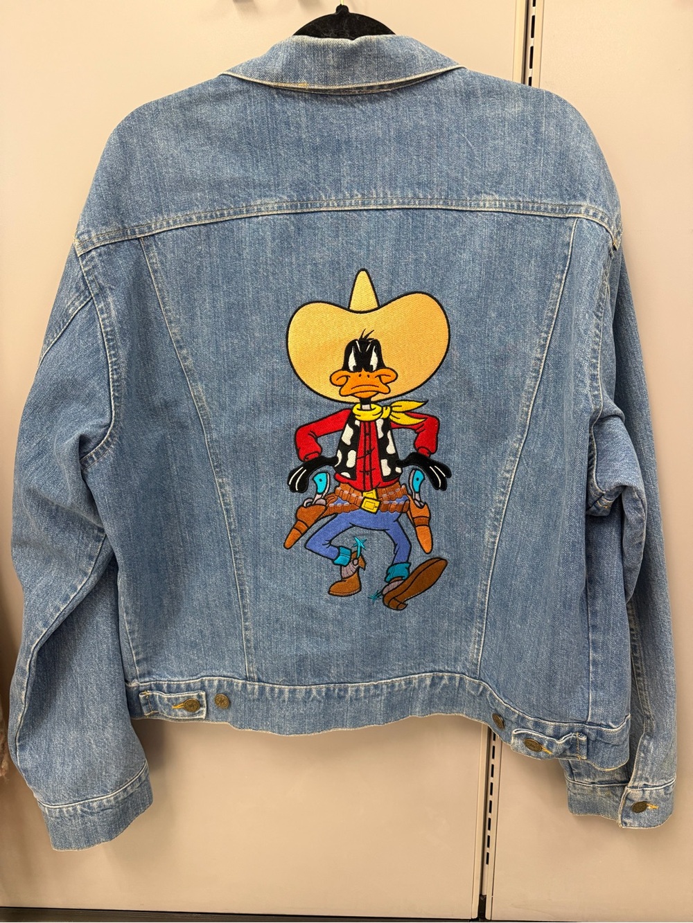 ACME Co. & Warner Brothers  Looney Tunes 1991 Cowboy Daffy Duck Embroider Jacket